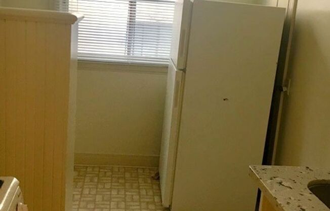 Studio is in a great location just a block from campus on the northwest end-email TO VIEW