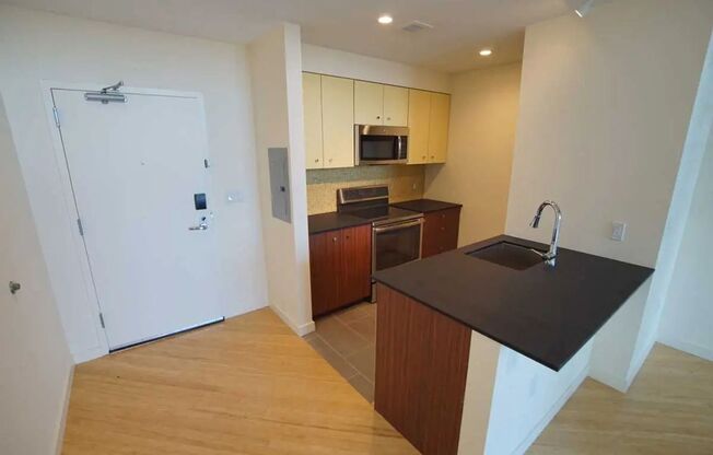 2 beds, 2 baths, 1,049 sqft, $2,350, Unit 402