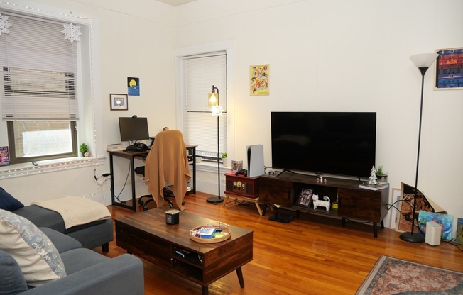 1386 Beacon St.