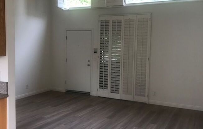 2 beds, 1.5 baths, 807 sqft, $2,398, Unit 202