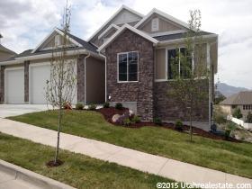 4 beds, 3.5 baths, $3,295