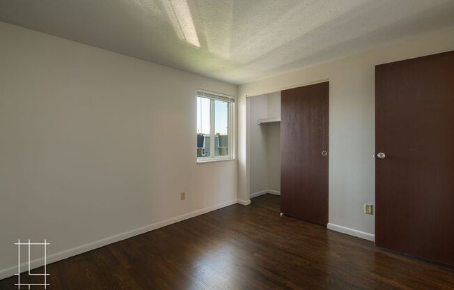 2 beds, 1.5 baths, $1,425, Unit 791 E Thurber Dr Apt. L