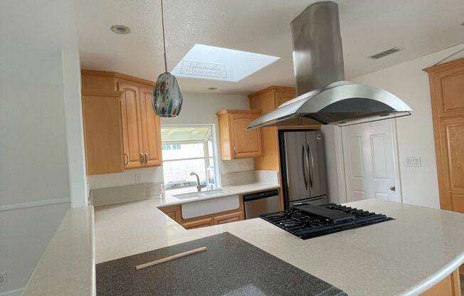 Beautifully  renovated   3 br/2Bth, Large Backyard, on beautiful treelined street Garden Grove