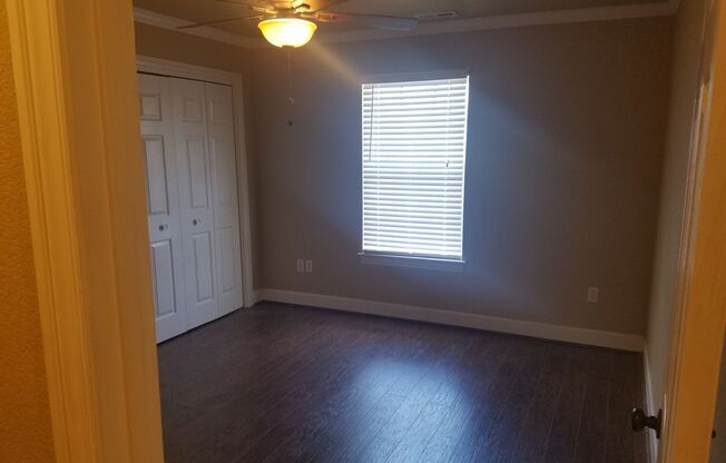 3 beds, 2.5 baths, 1,500 sqft, $1,499