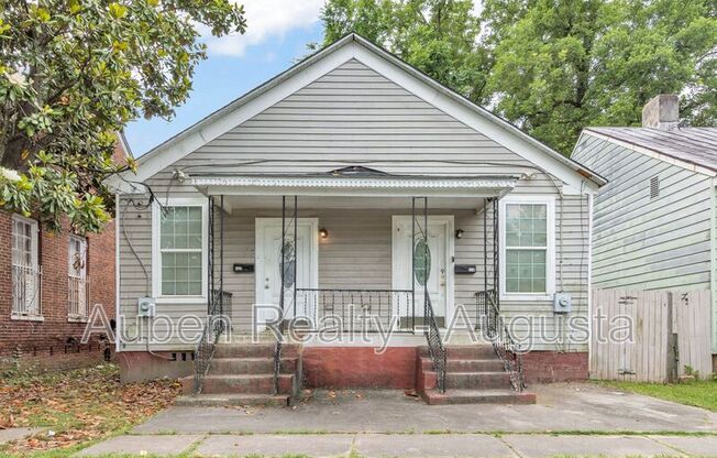 122 TELFAIR ST