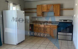 1 bed, 1 bath, $700, Unit Apt 1