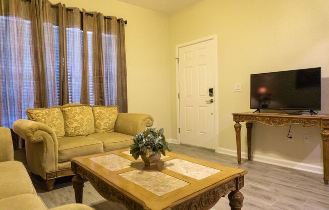 Cozy 1 Bedroom 1 Bathroom Now Available in Groveland!