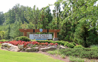 the entrance sign to the crest at upper canyon