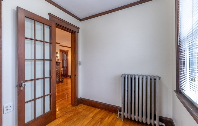 3 beds, 1 bath, 1,182 sqft, $2,800, Unit 1