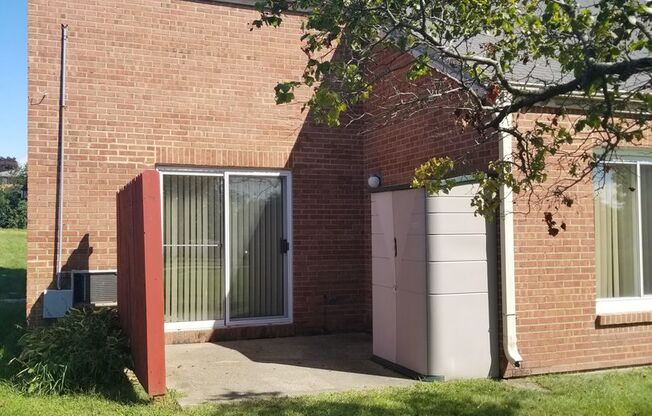 1 bed, 1 bath, 615 sqft, $875, Unit 383G-05