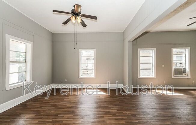4610 SCHROEDER RD