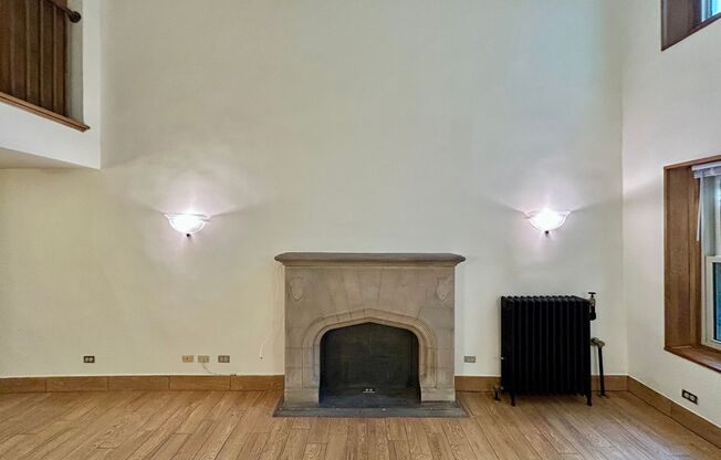 1 bed, 1 bath, 475 sqft, $2,370, Unit 233-122