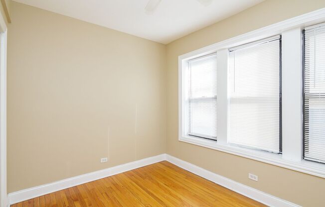 1 bed, 1 bath, $1,600, Unit 3731K-2N