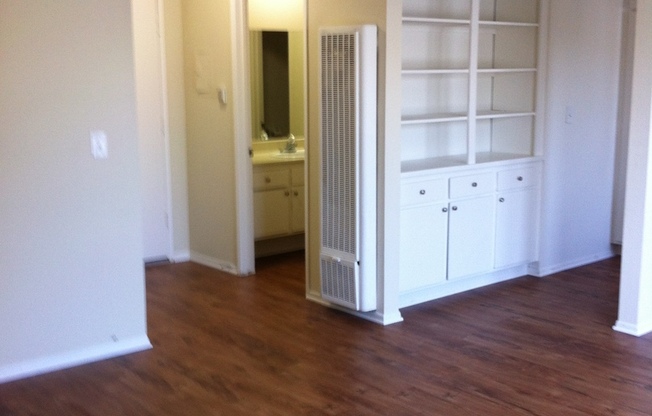 Studio, 1 bath, 460 sqft, $1,650, Unit 211