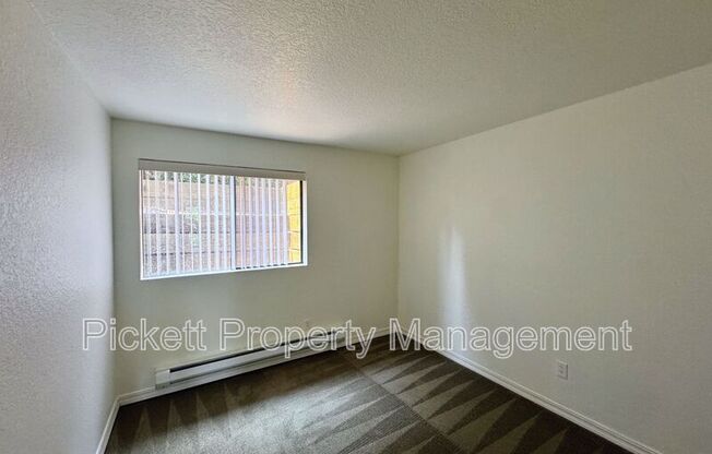 1700 W SUNN FJORD LN