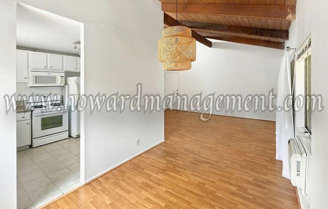 3 Bedroom 2 Bathroom Condo in the Desirable Tara Hill Community