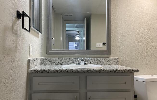 1 bed, 1 bath, 750 sqft, $1,089