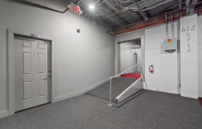 1 bed, 1 bath, 515 sqft, $950, Unit 228