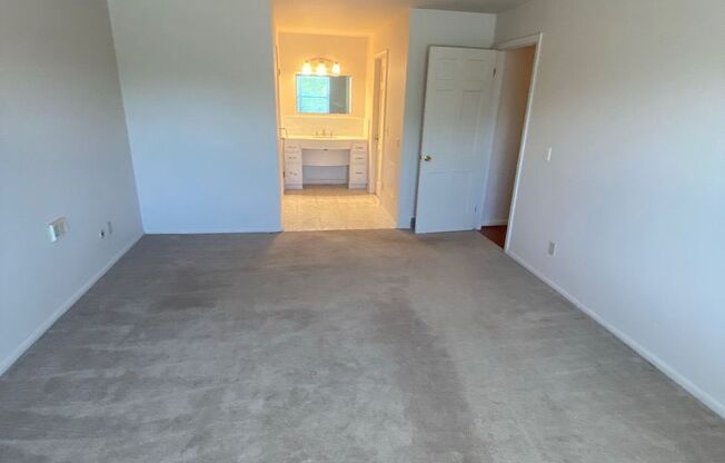 2 beds, 1.5 baths, 1,375 sqft, $1,600, Unit UNIT 103 *