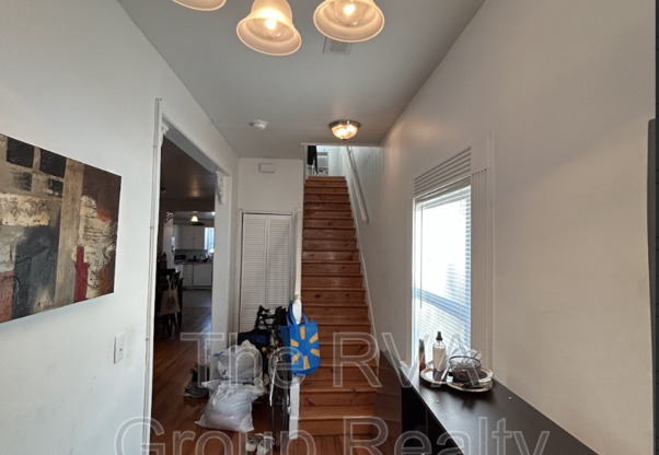 1301 N 28 ST