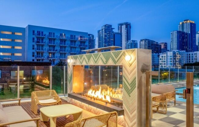 Studio, 1 bath, 396 sqft, $2,404, Unit PH723