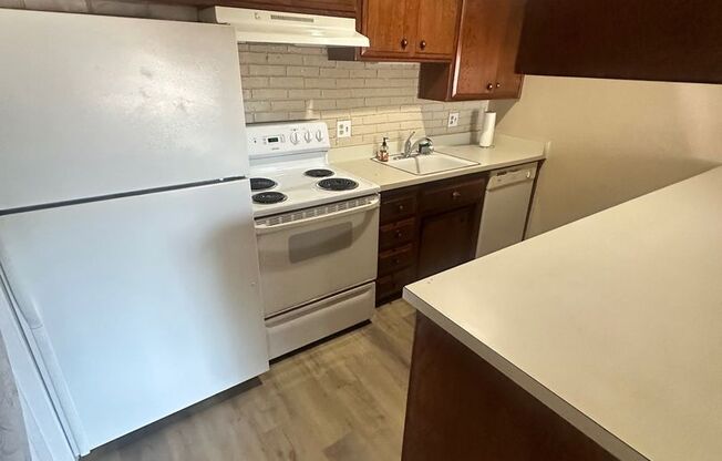 Updated Duplex Unit With Lincoln Schools
