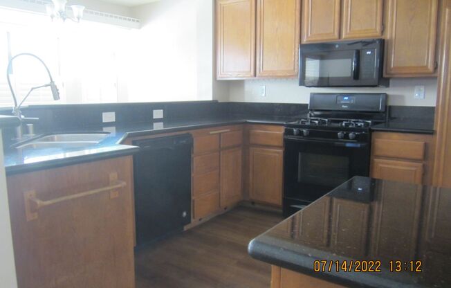 3 beds, 2 baths, $3,200