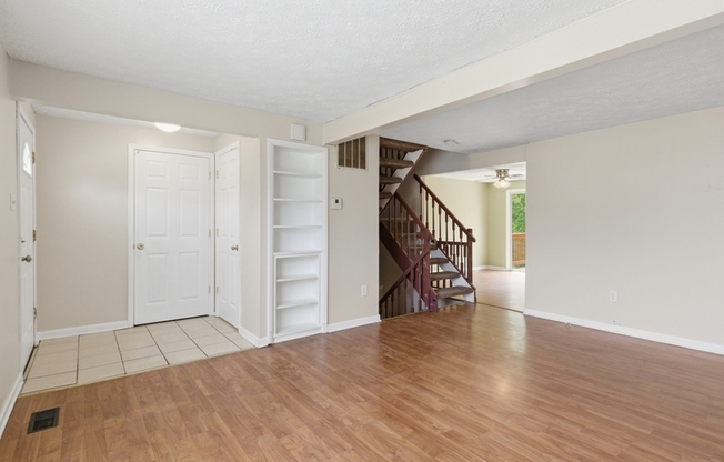 19 HOBAN CT