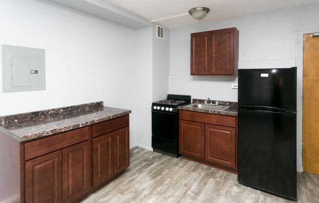 1 bed, 1 bath, $1,295, Unit 205