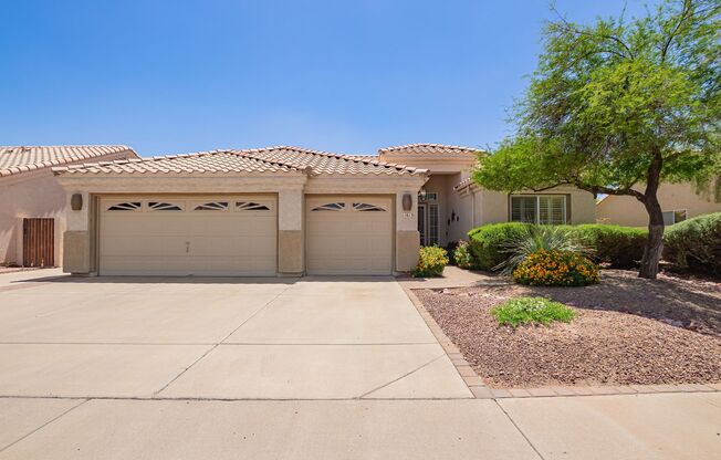 Gorgeous Winter Retreat - Fully Furnished