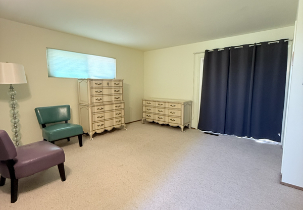 1001 31 AVE