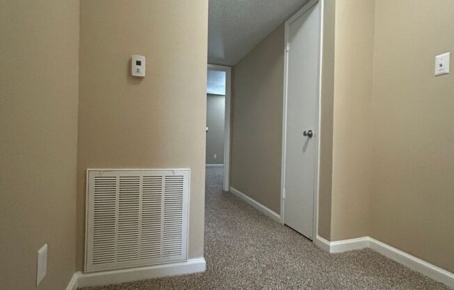 2 beds, 2.5 baths, 1,376 sqft, $1,595, Unit 39