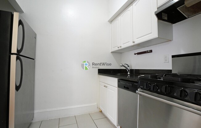 61 Brighton Ave Apt 1A