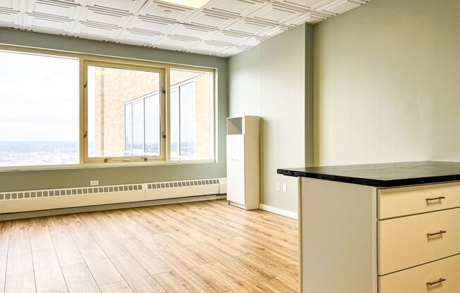 Studio, 1 bath, $1,199, Unit Unit 2636