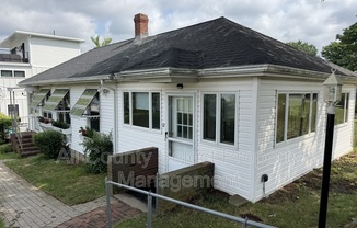 12 WILSON AVE