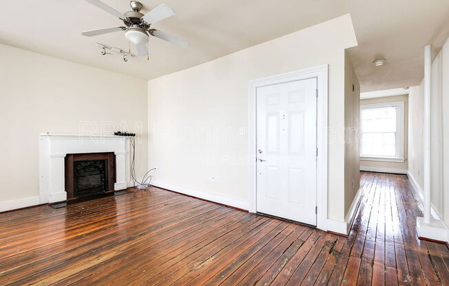 1 bed, 1 bath, 719 sqft, $1,220, Unit 203