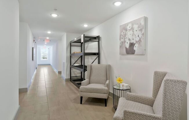 2 beds, 2 baths, 920 sqft, $1,599, Unit 210