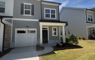 New Construction 3BR/2.5 BA in Griffith Lakes