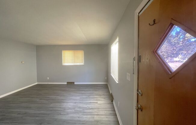 2 beds, 1 bath, $1,000