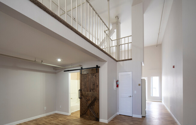 1 bed, 1 bath, 1,000 sqft, $2,375, Unit 210