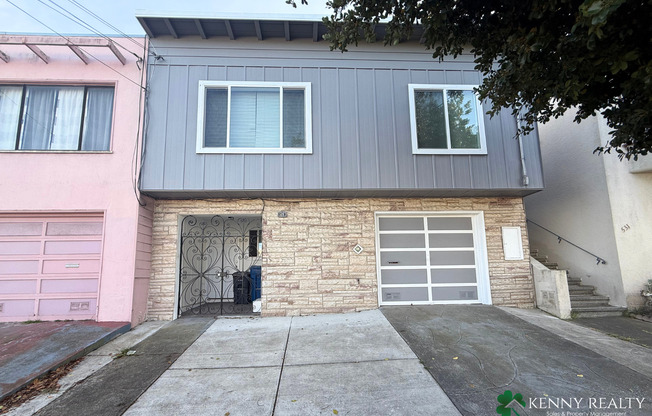 Remodeled 4BR/2BA Home w/ Dual Kitchens + New Appliances — Daly City