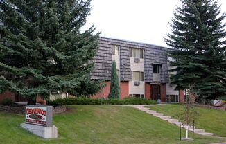Cedarwood MSU Apartments - Located just a few blocks from the MSU campus!