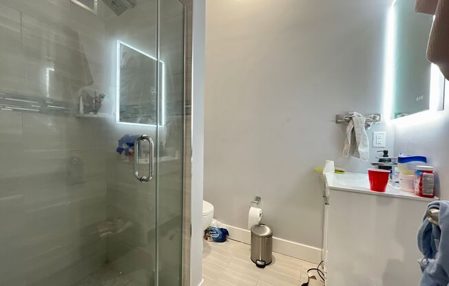 1 bed, 1.5 baths, $1,695, Unit Apt 32
