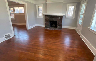 4221 W BUENA VISTA ST