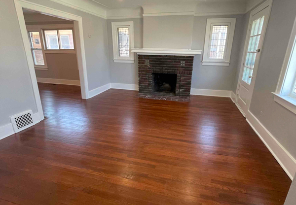 4221 W BUENA VISTA ST