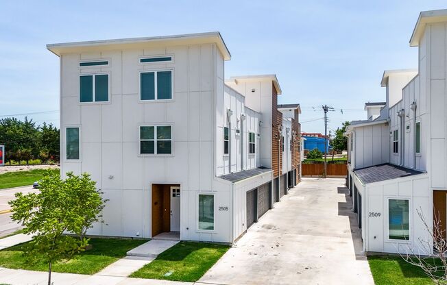 Benbrook 2505 - Unit 504