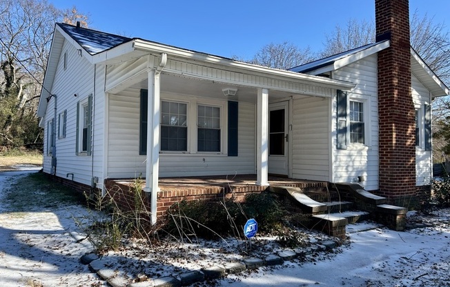 935 OLD CHARLOTTE RD