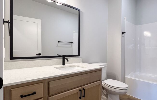 2 beds, 2 baths, 1,178 sqft, $2,200, Unit SC 1408-111