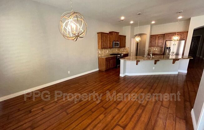 1748 W ALOE VERA DR