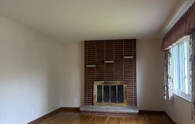 3 Bed 2 Bath Home for Rent!